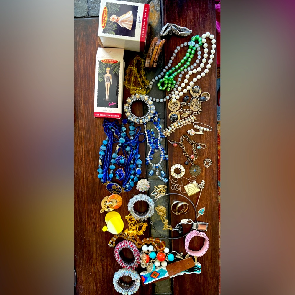Vintage Mixed jewelry